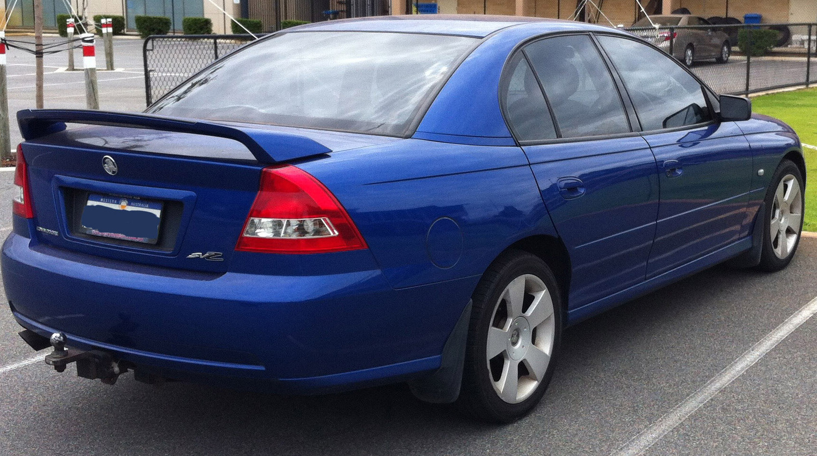 2 x NEW Gas Struts suit Holden Commodore VT VX VY VZ Sedan with Boot Spoiler